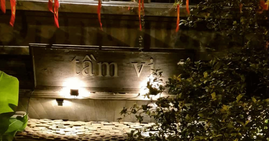 Tam Vi