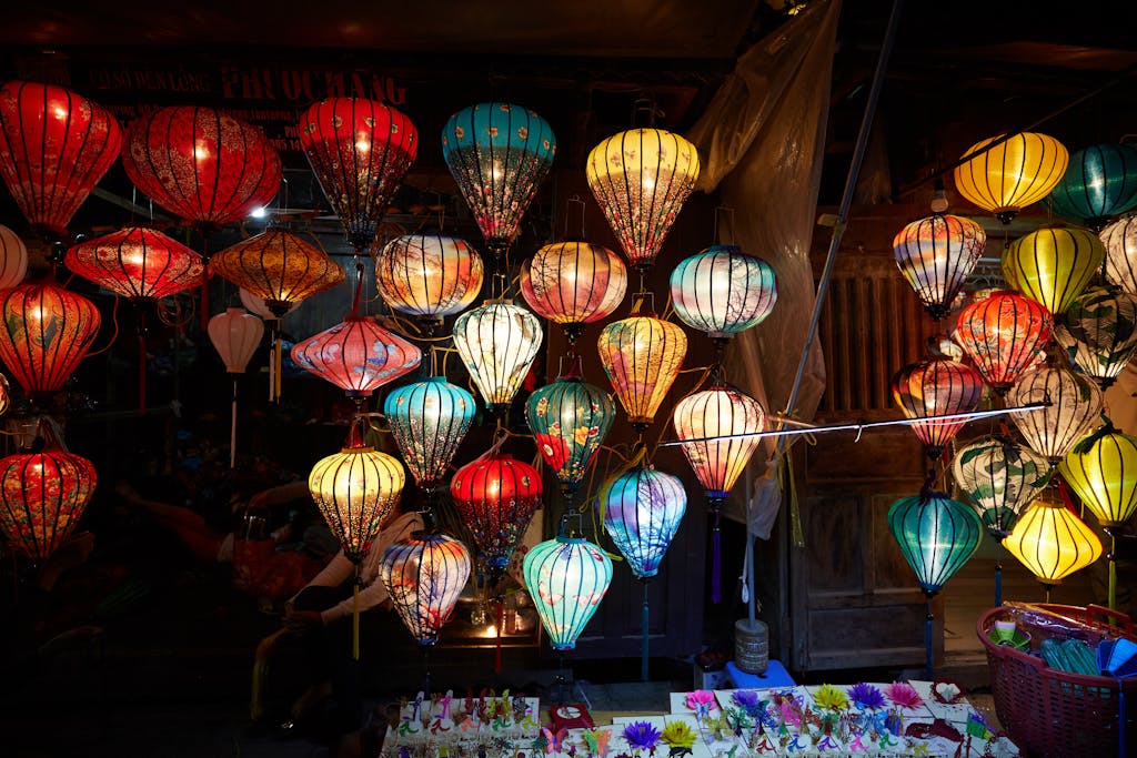 Colorful paper lanterns illuminate the Hội An Night Market with vibrant hues.